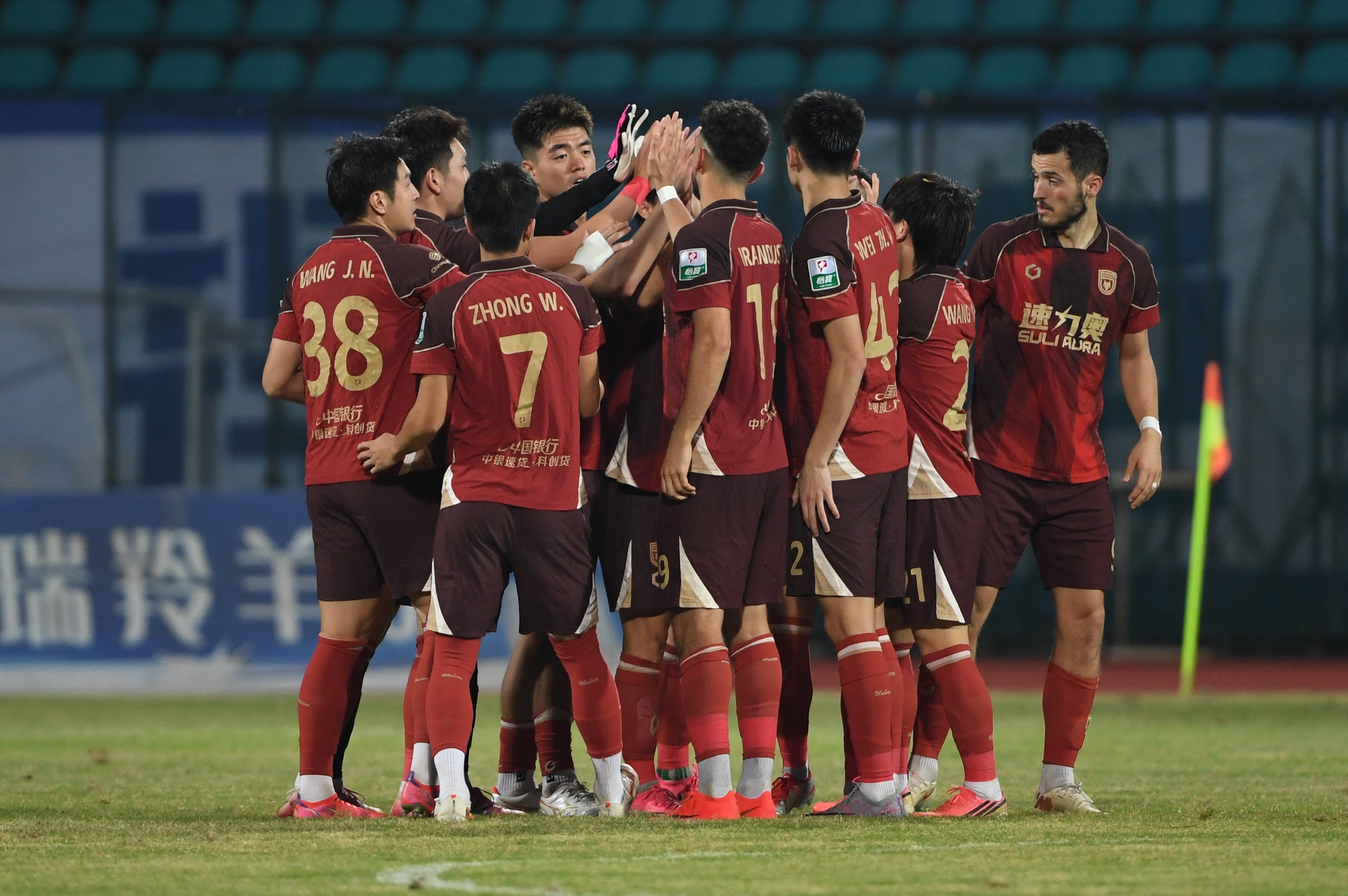 来之不易！陕西联合终结客场连续7场不胜，距离中甲前四5分