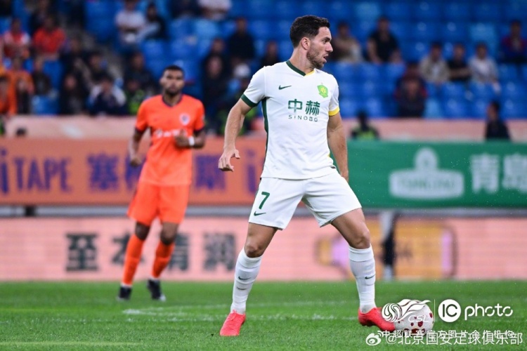 京国安客场3-0战胜青岛海牛 京国安客场3-0战胜青岛海牛