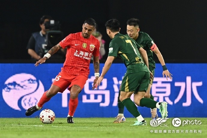 2026怡宝中超联赛第27轮，浙江俱乐部绿城2比4上海海港