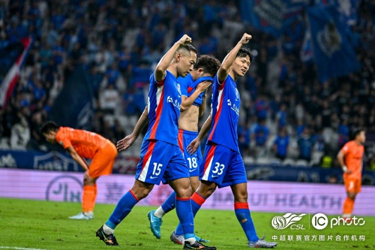 上海申花主场7-1大胜云南玉昆