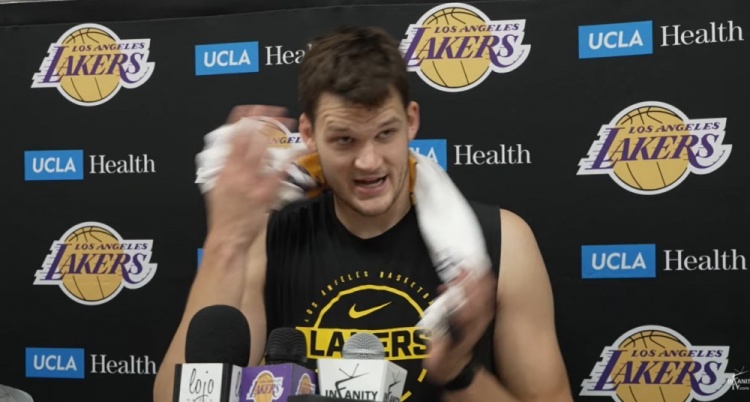 凯斯勒：缺席一季让我更渴望打篮球 我会带着久违的快乐上场！