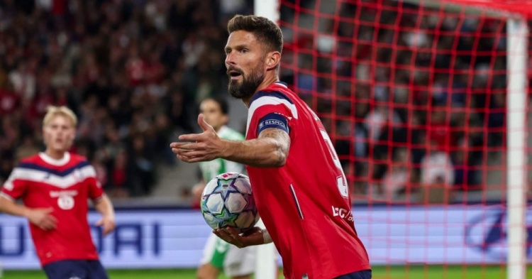 TA：40岁的吉鲁仍站在欧冠赛场，他职业生涯留下了辉煌的足球遗产